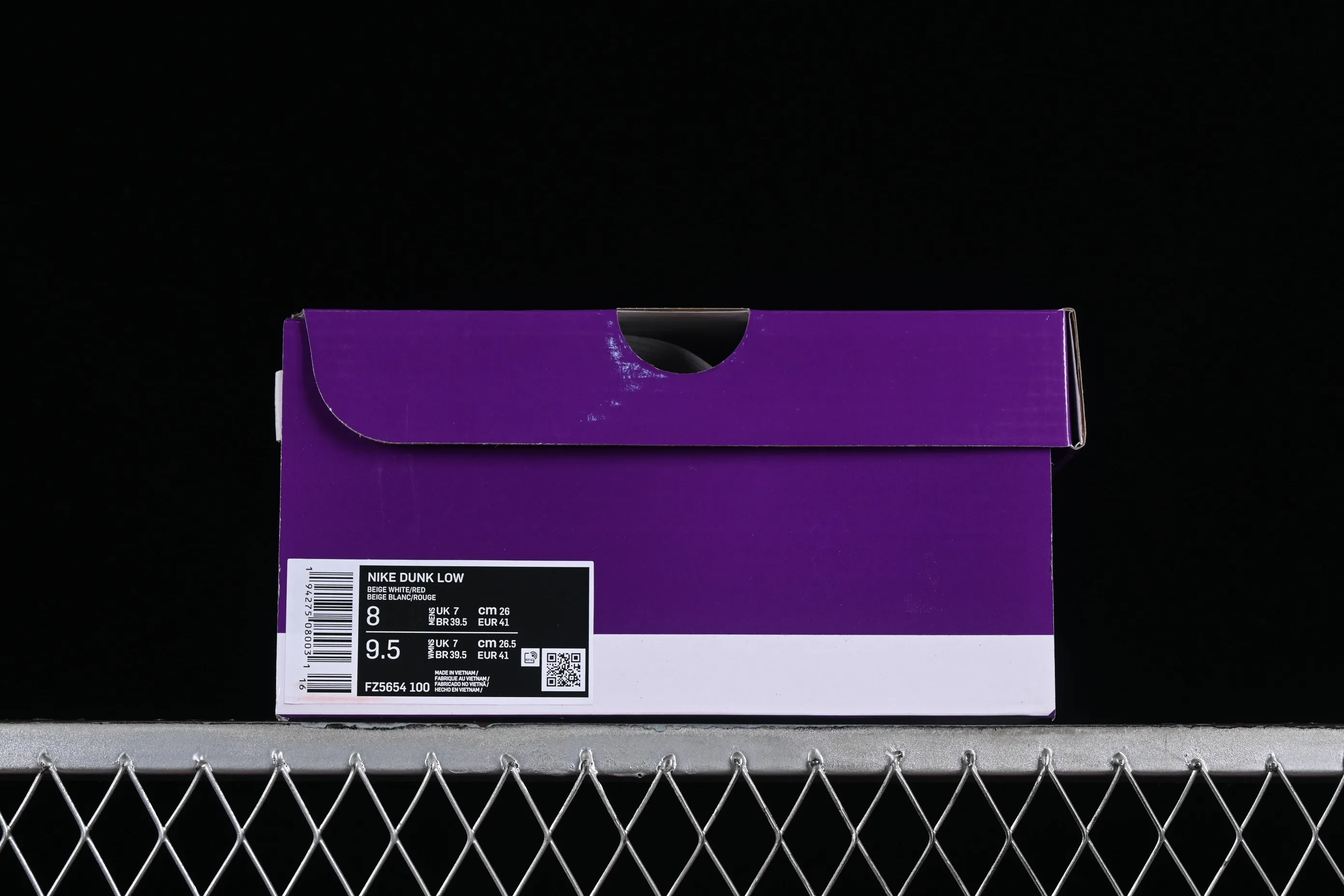 All Categories Nk SB Dunk Series Nk SB Dunk Low Low-top sneakers Z version Nk SB Dunk Low 2024 Valentine's Day theme SB low-top casual sneakers FZ5654-100